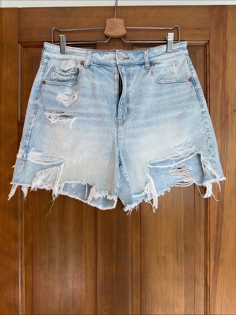 American Eagle Distressed Denim Women’s Shorts